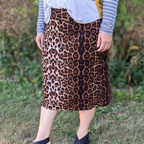 Leopard Print Textured Knit Pencil Skirts - Picture 1 of 1